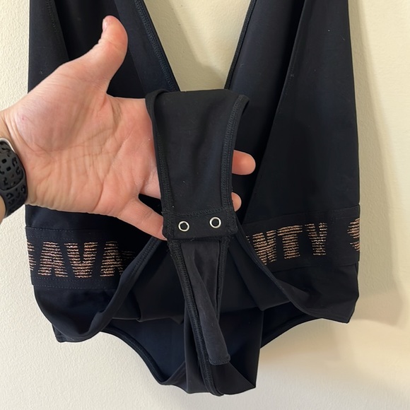 Savage X Fenty Rose Gold Logo Halter Plunge Bodysuit Black Caviar Size M - Picture 10 of 11